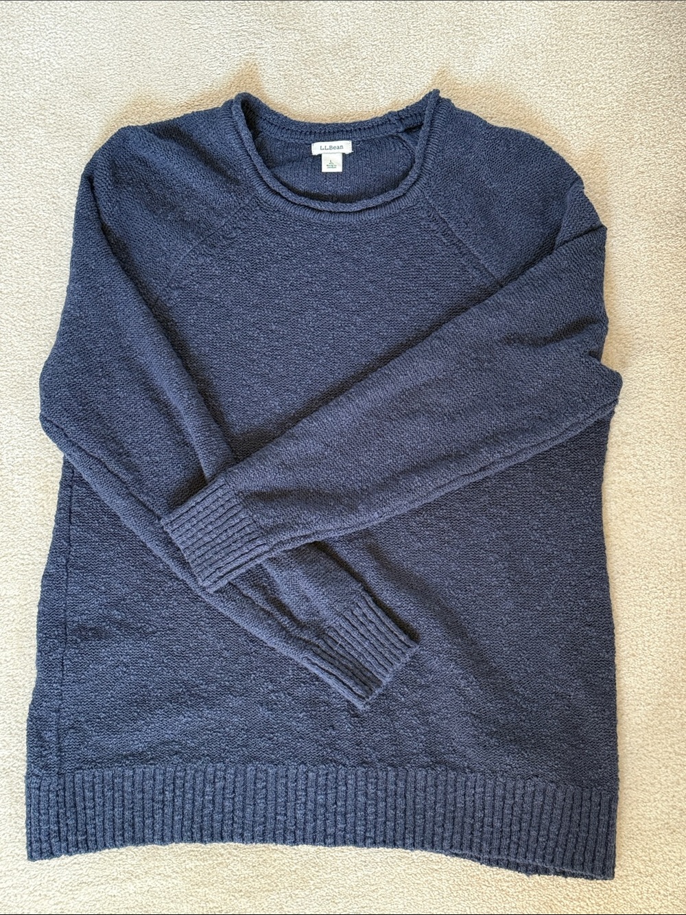 Like New! L.L. Bean Women’s Dark Navy Crewneck Sweater